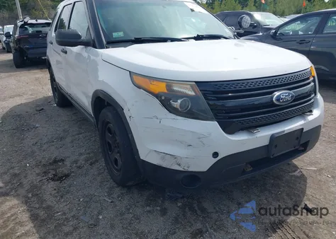 2014 Ford Police Interceptor z USA, uszkodzony, nr VIN 1FM5K8AR4EGA50177